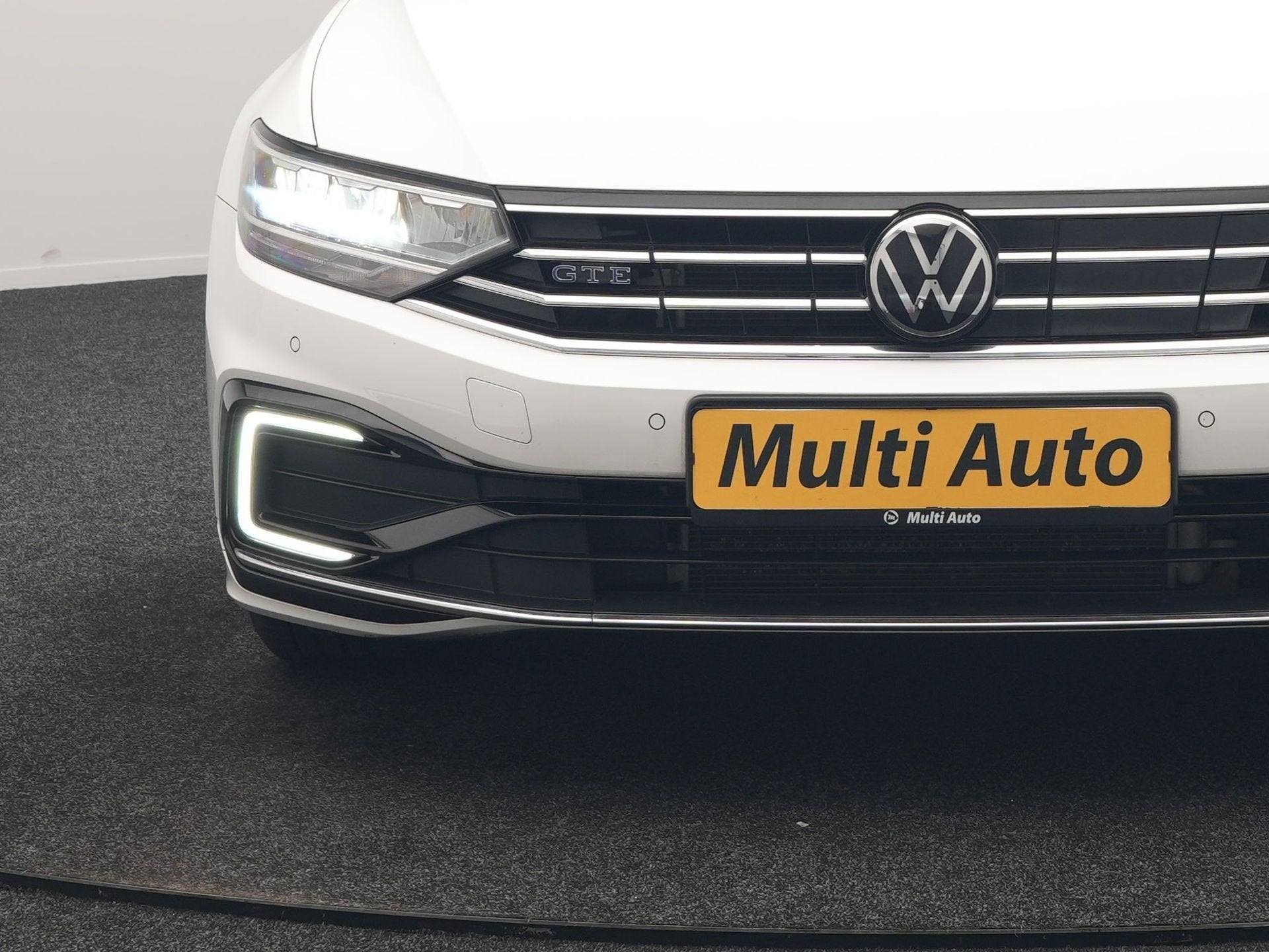 Foto 12 van Volkswagen Passat Variant 1.4 TSI GTE Business PHEV 218pk De