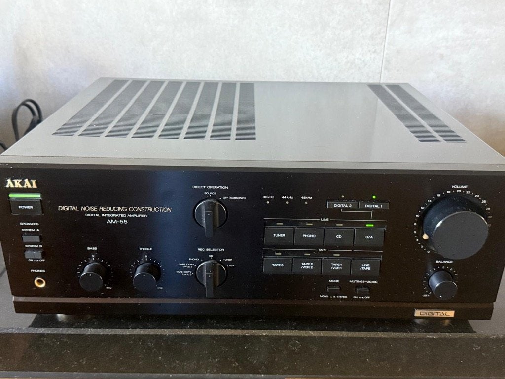 Akai Versterker AM - 55, Gebruikt, Ophalen, Overige merken, Minder dan 60 watt