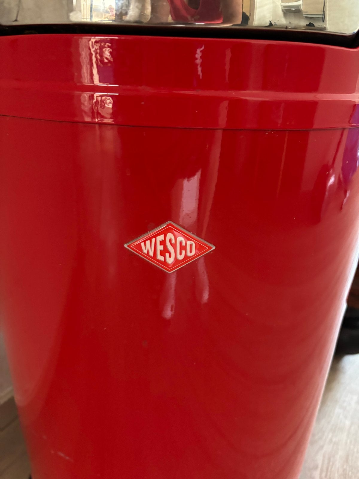 Wesco Pedaalemmer Rood - Zo goed als nieuw, Ophalen, Met pedaal, Zo goed als nieuw, 30 tot 40 liter