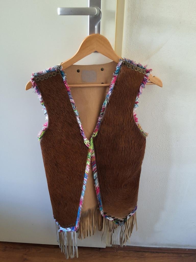Unieke Melissani suède gilet met franjes en bont ibiza nieuw, Ophalen of Verzenden, Nieuw