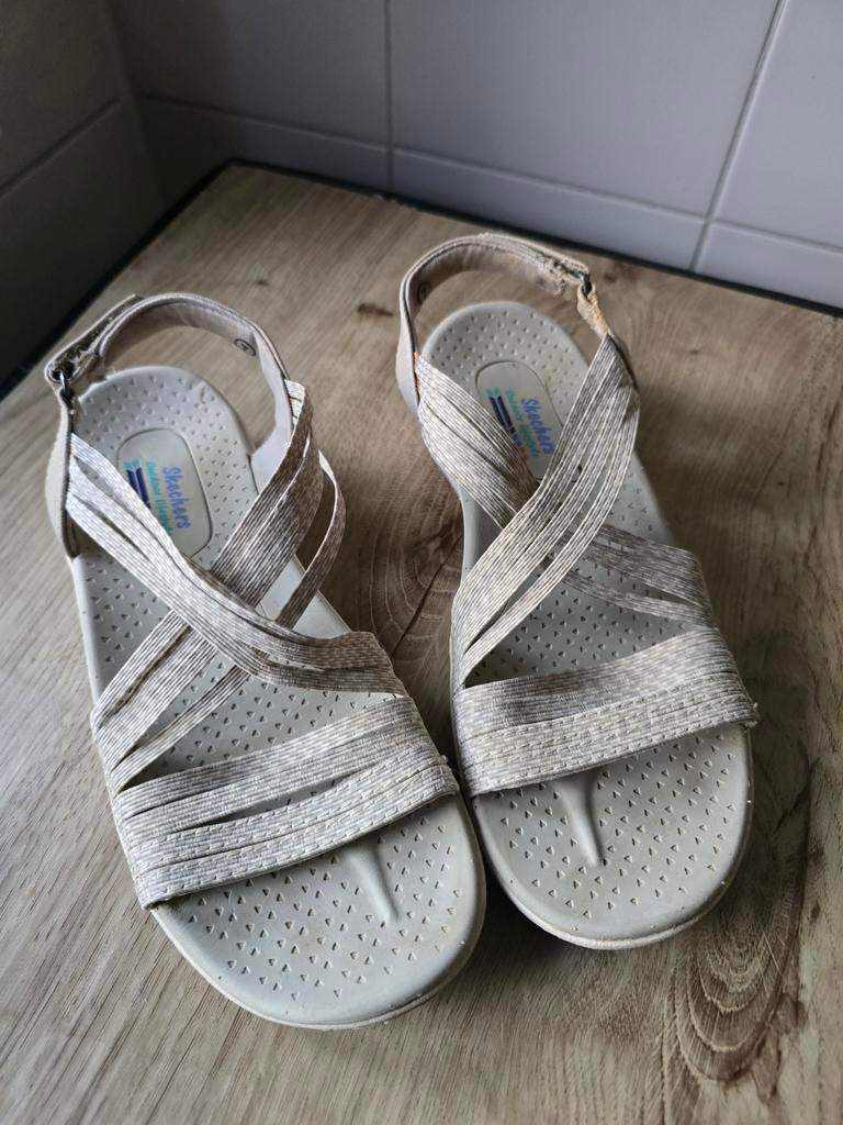 Skechers sandalen  maat 38, Kinderen en Baby's, Babykleding | Schoentjes en Sokjes, Ophalen of Verzenden, Zo goed als nieuw, Meisje