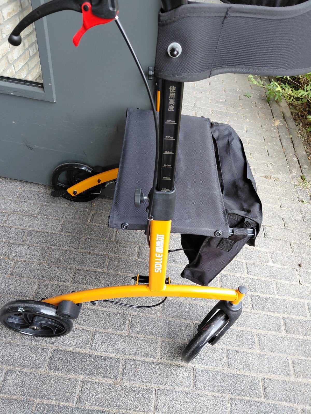 oranje rollator nieuw 75 euro, Diversen, Rollators, Ophalen, Nieuw