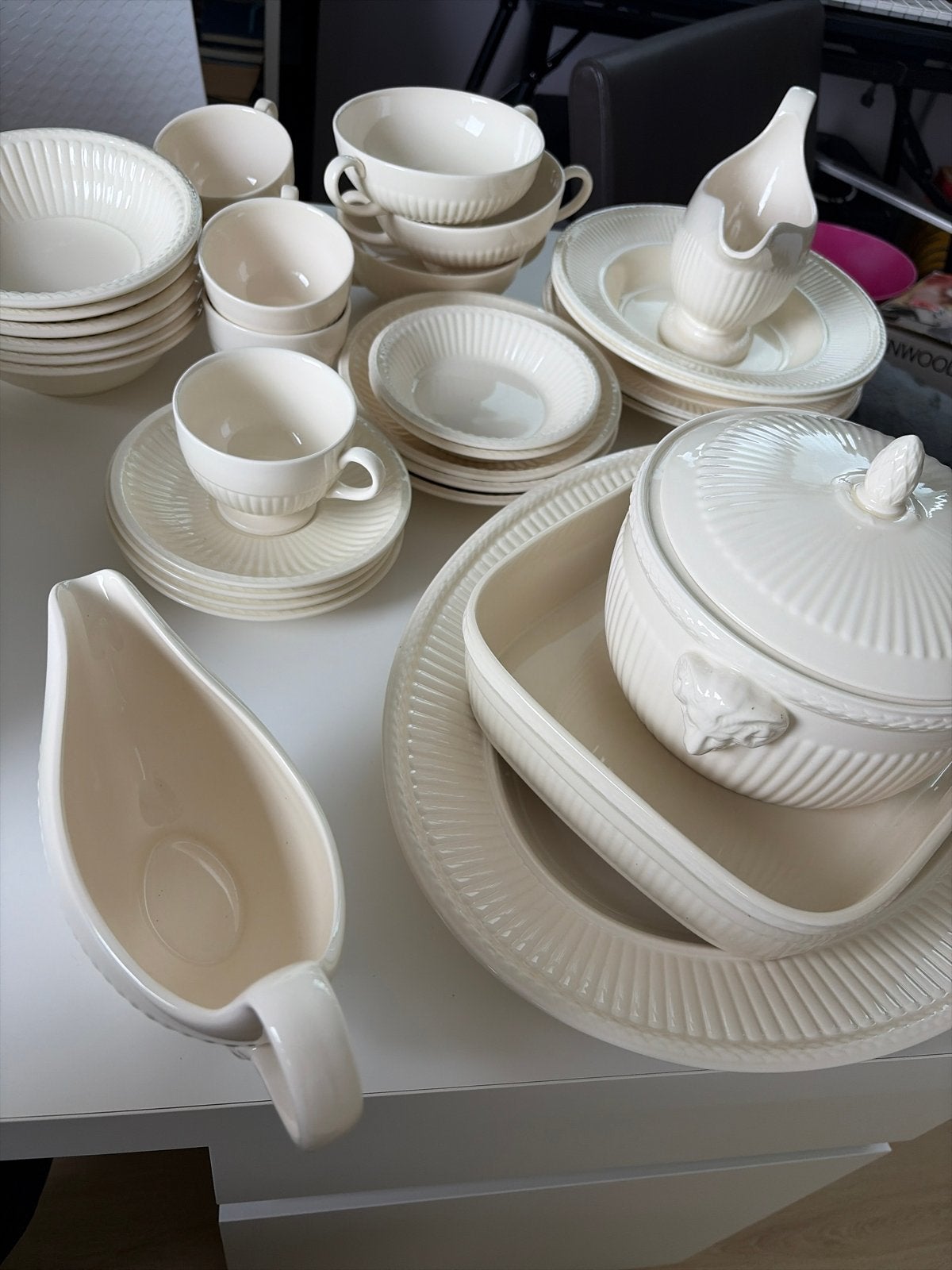 Uitgebreid Wedgwood Queen's Ware servies - Zo goed als nieuw, Ophalen of Verzenden, Zo goed als nieuw, Wedgwood, Compleet servies