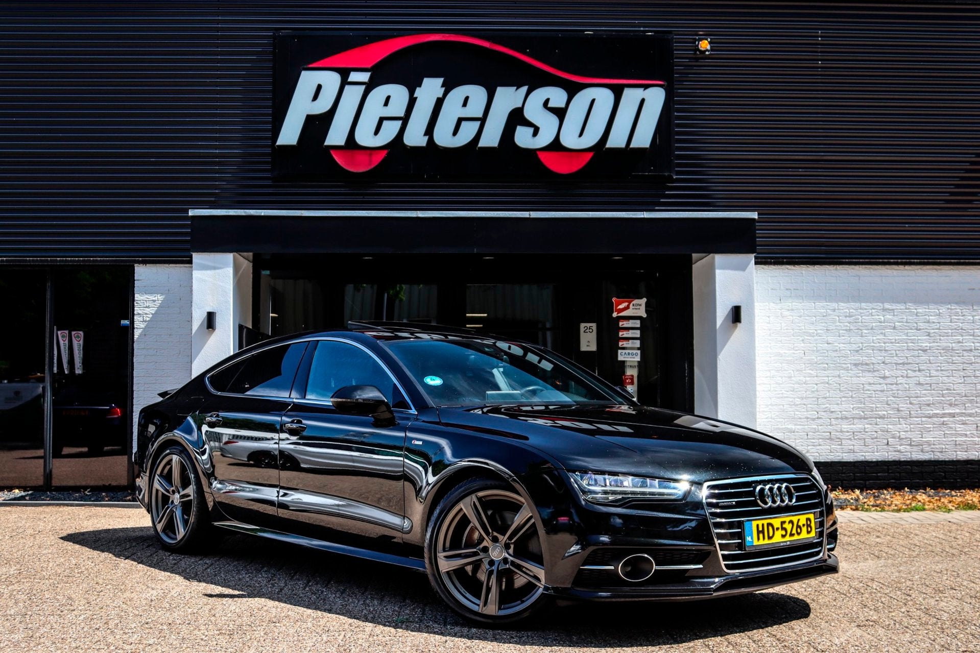 Audi A7 Sportback 3.0 TFSI Quattro S-Line DEALER OH FACELIFT, Auto's, Gebruikt, 2995 cc, 4 stoelen, Zwart