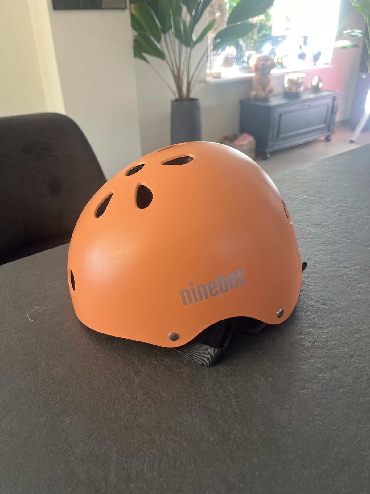 Ninebot helm - Oranje, zo goed als nieuw, Ophalen of Verzenden, Zo goed als nieuw, Overige maten, Heer of Dame