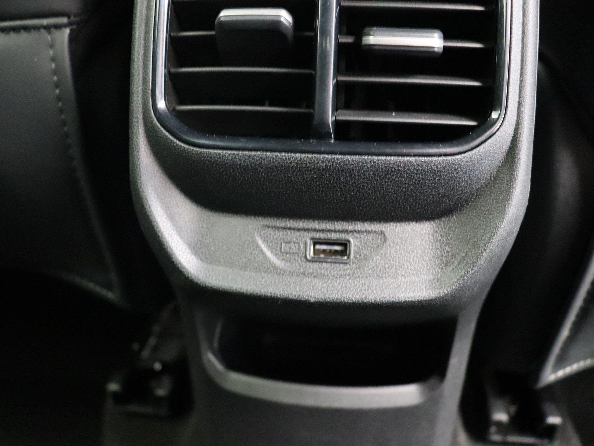 MG 3 1.5 Hybrid+ Luxury | Apple Carplay & Android Auto | Ron, Auto's, Dealer onderhouden, 4 cilinders, 2 kWh, Bedrijf