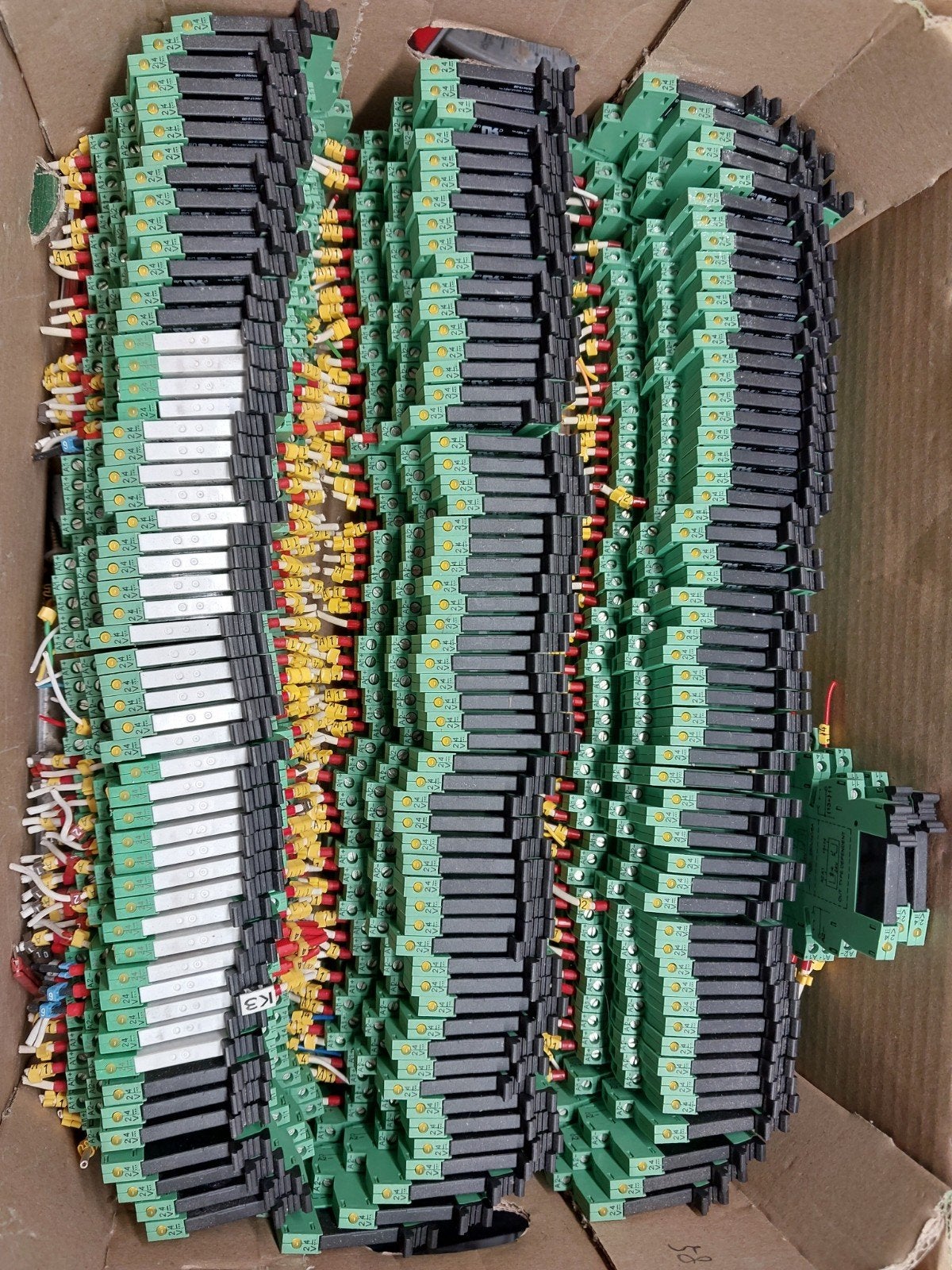 130x Phoenix Contact Opto-relais; 33x PC micro-relais, Hobby en Vrije tijd, Elektronica-componenten, Ophalen of Verzenden, Zo goed als nieuw