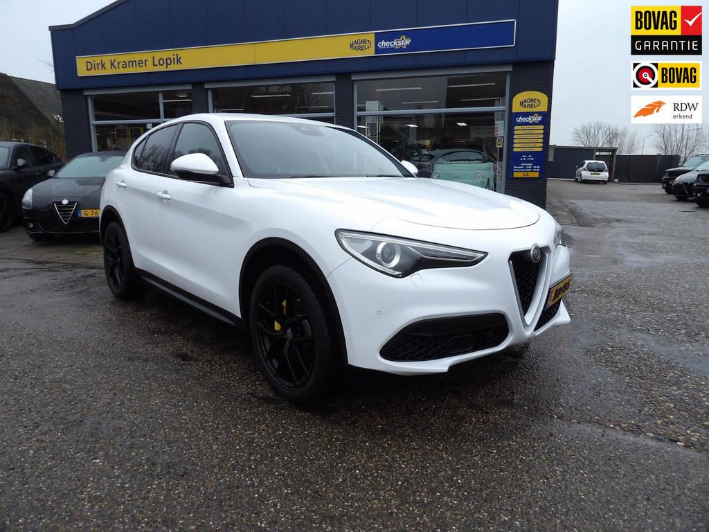 Alfa Romeo Stelvio 2.0 T AWD Super Q4 / Rijklaarprijs / Trek, Auto's, Alfa Romeo, 12 maanden, 4 cilinders, Wit, Leder