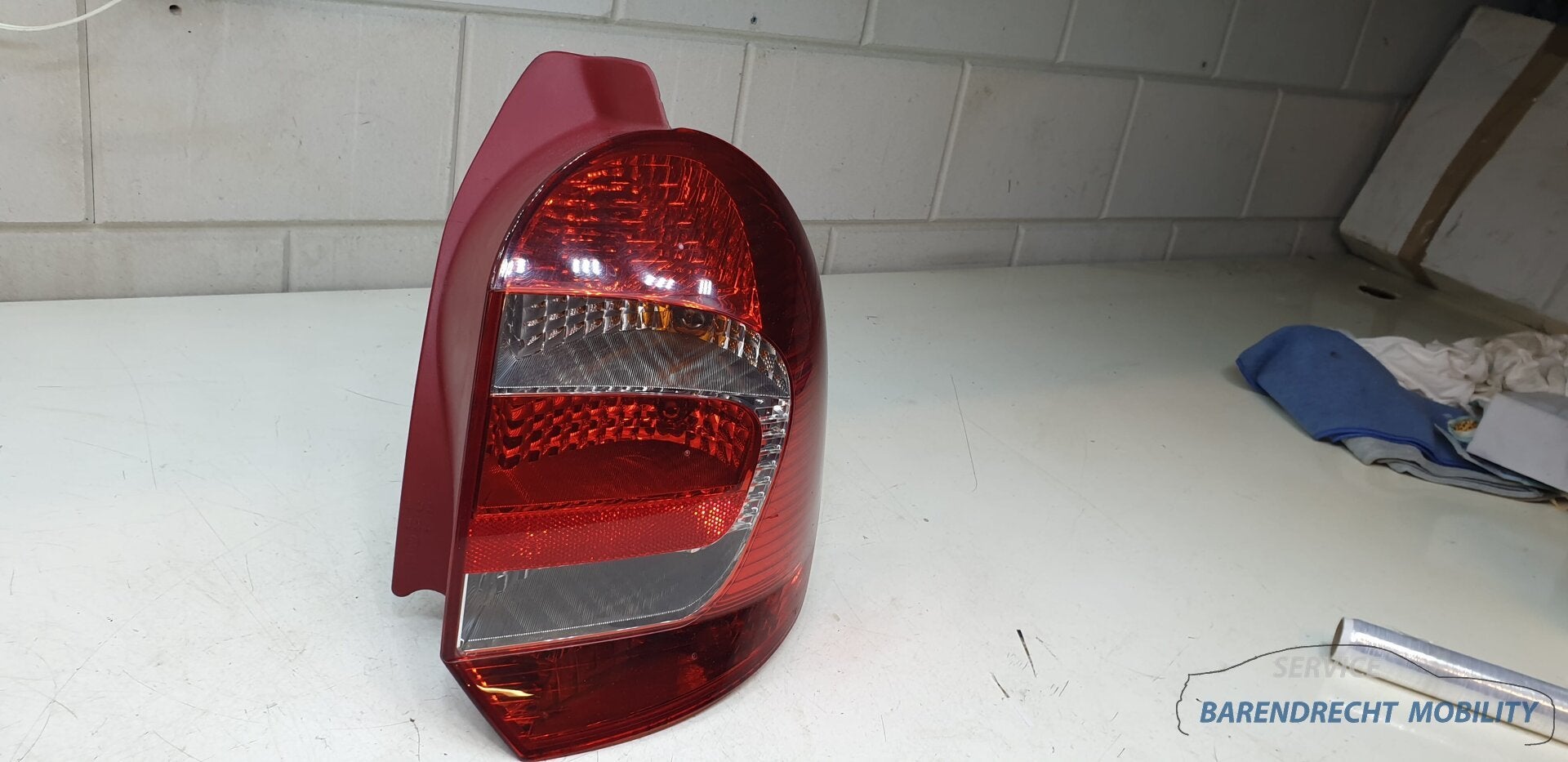 Achterlicht Renault Modus facelift 8200658413 rechts passagi, Renault Group, Gebruikt, Contact.group@renault.com, Renault