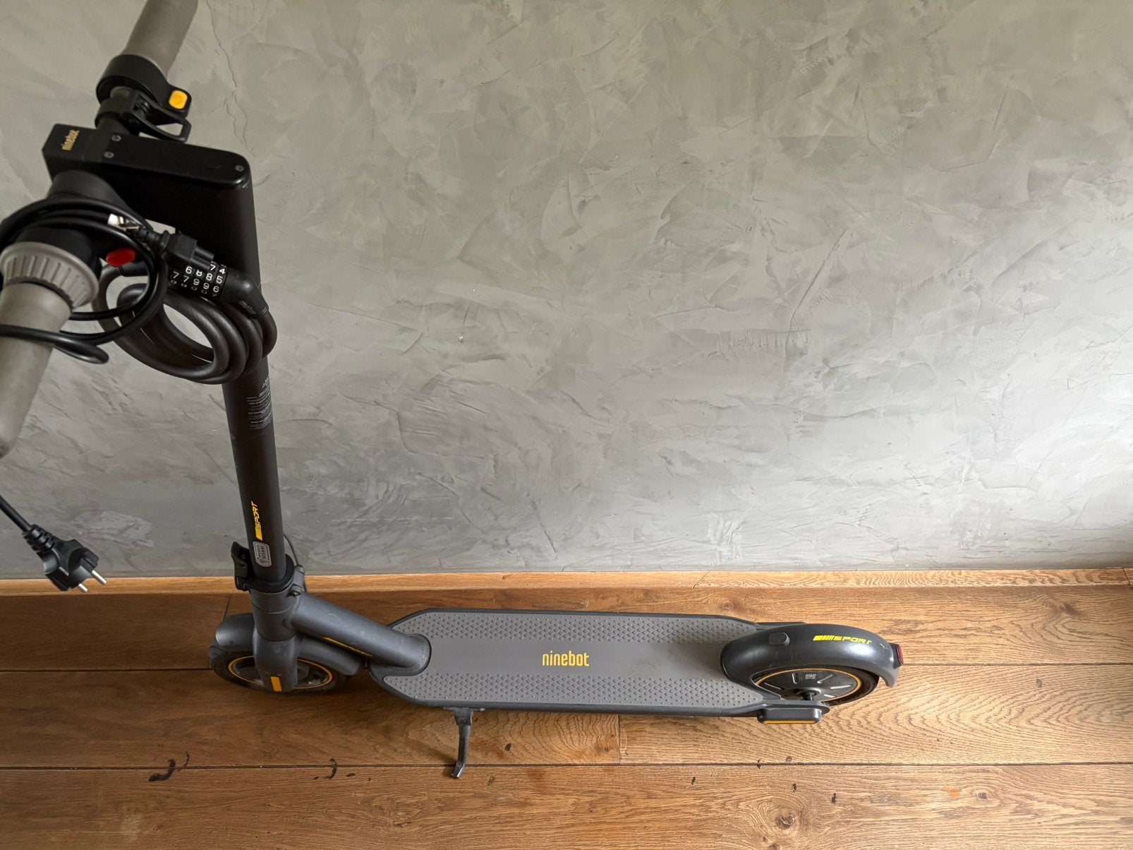 Elektrische ninebot step g30, Fietsen en Brommers, Steps, Ophalen of Verzenden, Gebruikt, Elektrische step (E-scooter)