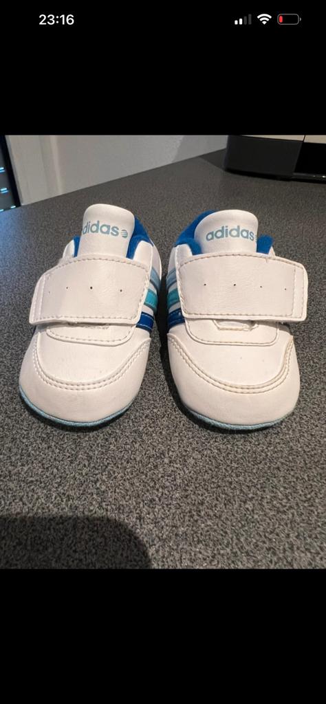 Adidas babyschoentjes maat 18 (origineel, Ophalen of Verzenden, Zo goed als nieuw, Jongetje of Meisje, Schoentjes