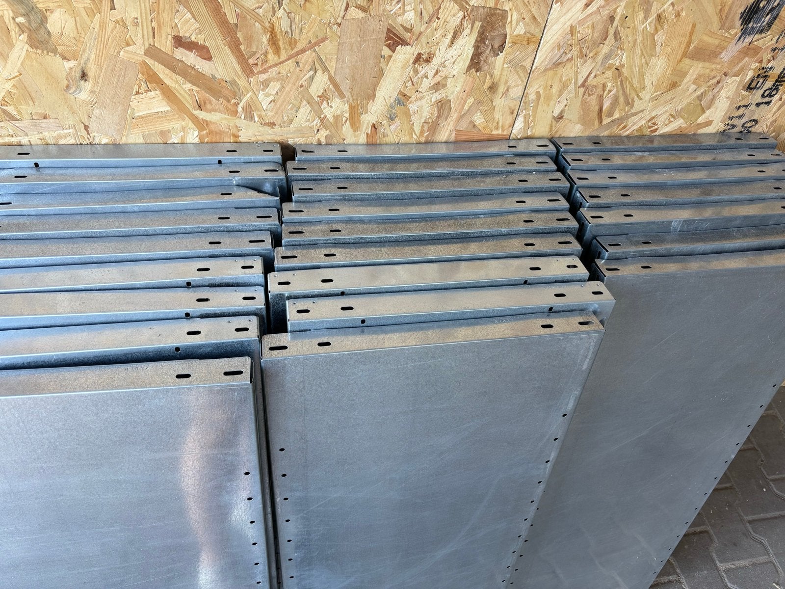 Metalen planken Meta, Ophalen, Gebruikt