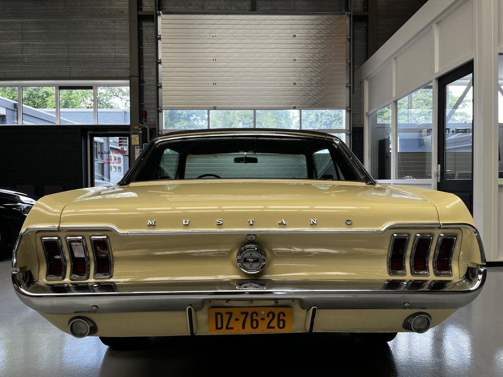 Ford Mustang Schijfremmen, Stuurbekrachtiging Automaat, foto 9