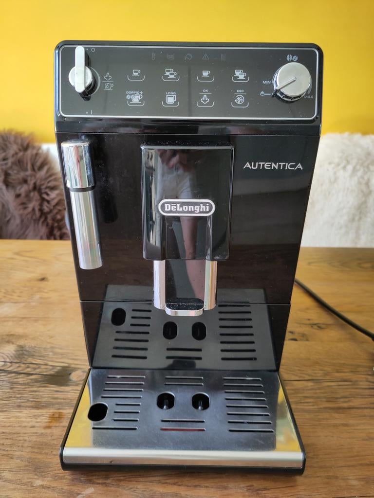 De'Longhi Autentica ETAM 29.51X zwart, Witgoed en Apparatuur, Koffiezetapparaten, Ophalen, Gebruikt, Koffiemachine, Koffiebonen