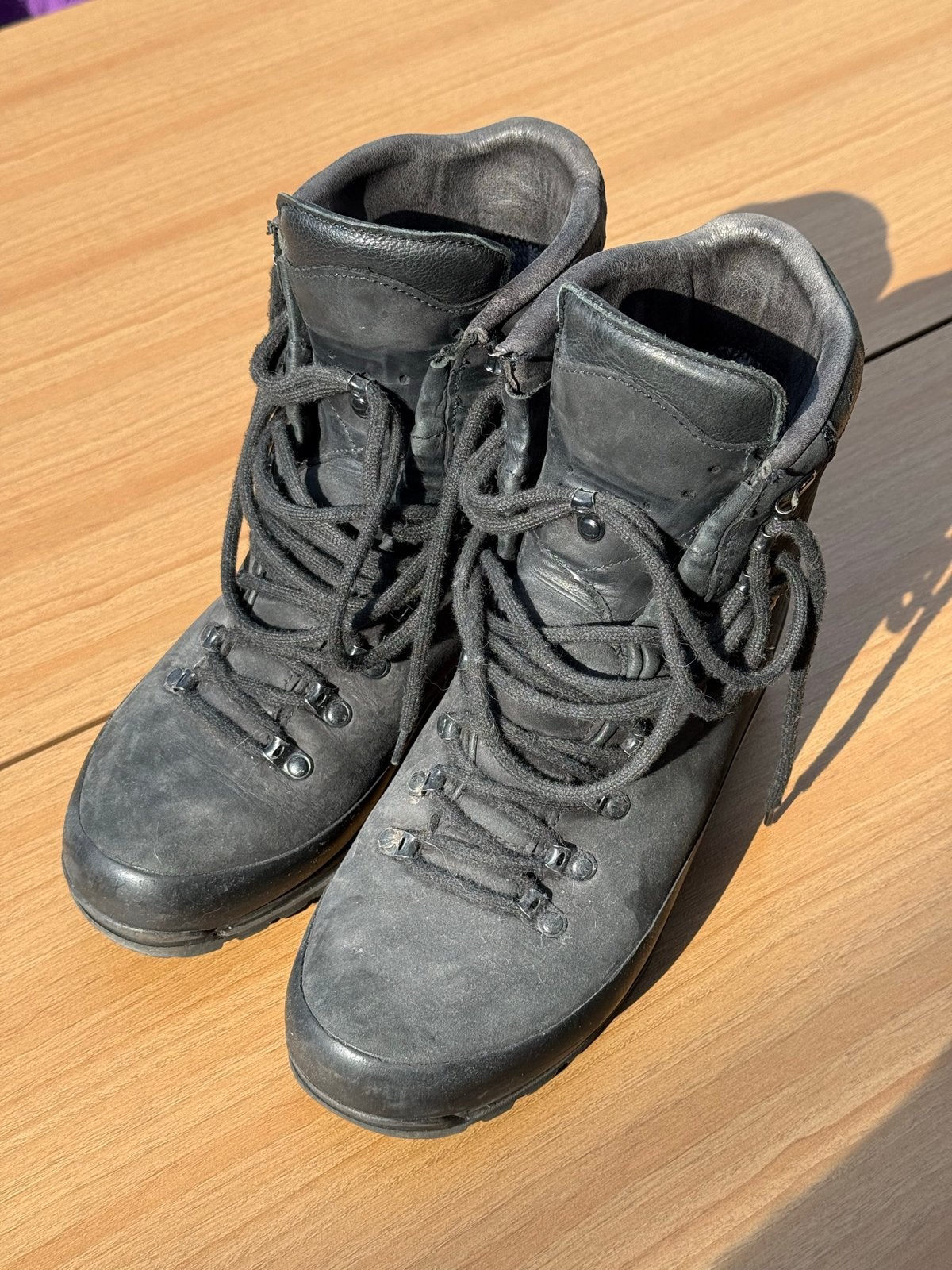 Meindl - Zwarte stevige wandelschoenen, maat 42, Sport en Fitness, Bergsport en Wandelen, Ophalen of Verzenden, Gebruikt, Schoenen