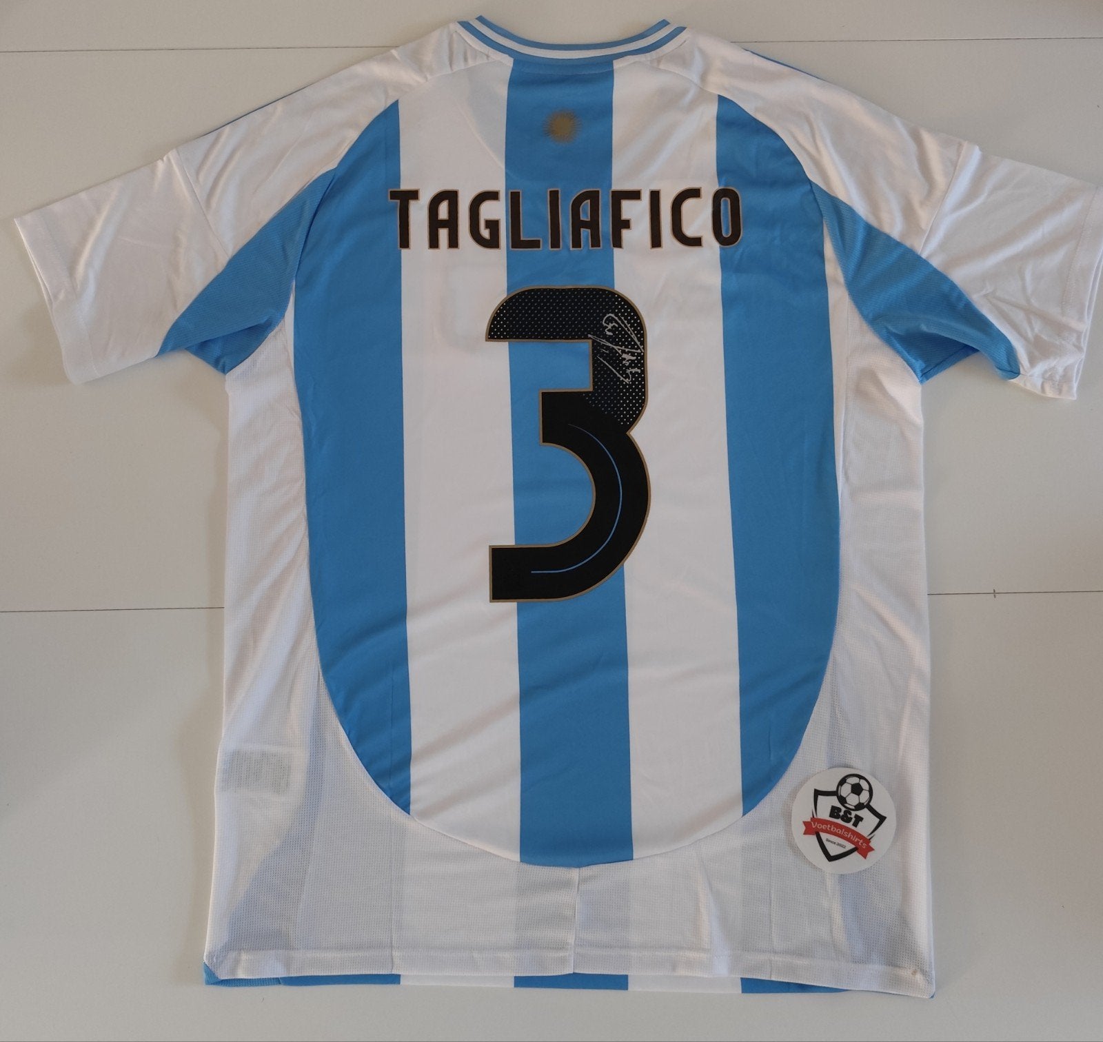Gesigneerd Argentinië WK 2022 Tagliafico, Buitenlandse clubs, Verzenden, ., Zo goed als nieuw