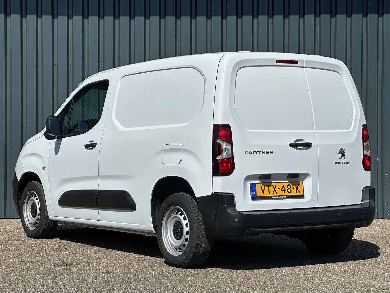 Peugeot Partner 1.5 BlueHDi 100 S&S L1 | Houten Afwerking La, Voorwielaandrijving, 1350 kg, Gebruikt, Euro 6