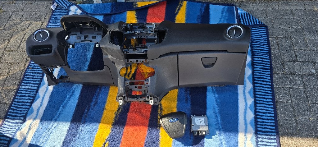 Ford Fiesta mk7 airbag dashboard set 2016, Auto-onderdelen, Ophalen, Ford