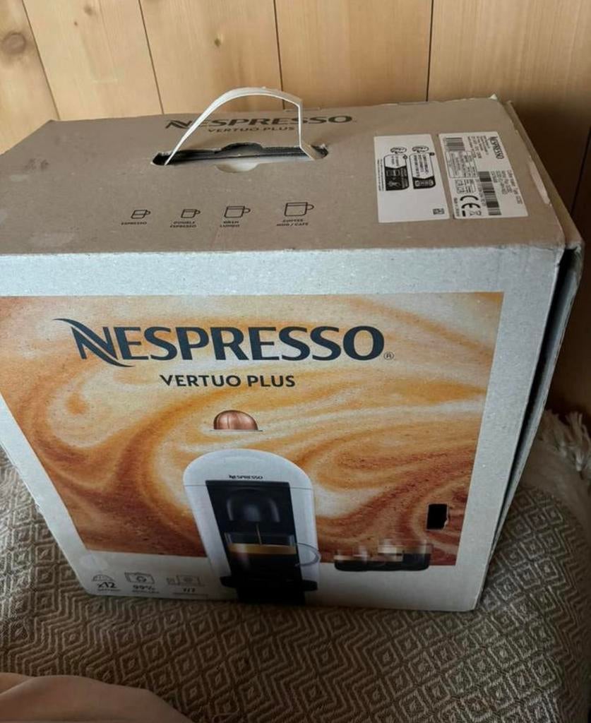 Koffiezetapparaat Nespressp Vertuo Plus nieuw, Ophalen, Zo goed als nieuw