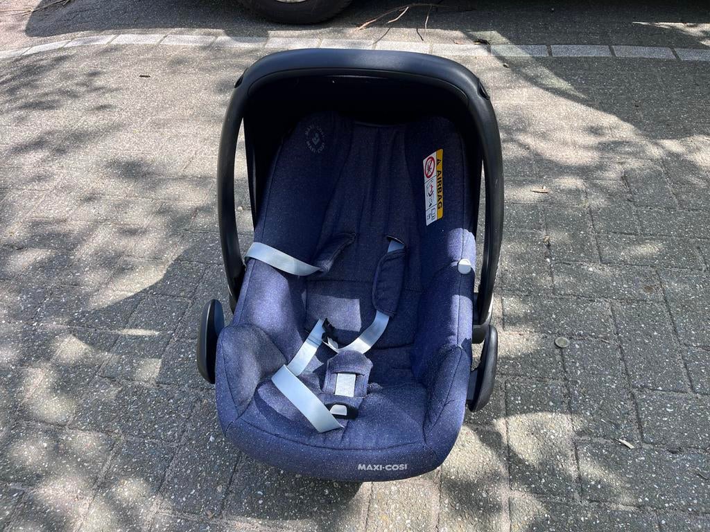 Maxi-Cosi autostoel + 2wayFix ISOFIX base (complete set), Kinderen en Baby's, Autostoeltjes, Gebruikt, Maxi-Cosi, 0 t/m 13 kg