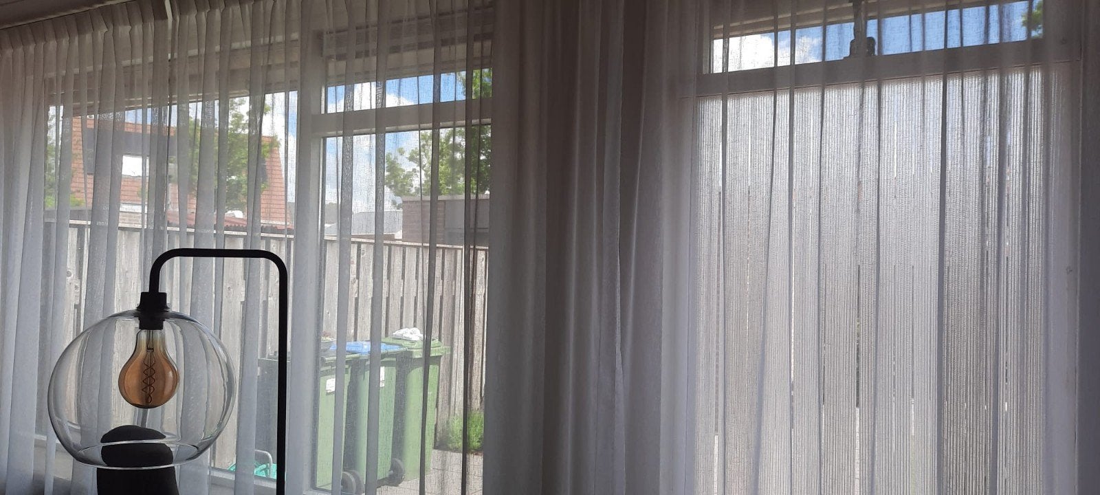 Lichtdoorlatende inbetween gordijnen, Huis en Inrichting, Stoffering | Gordijnen en Lamellen, Ophalen, Gebruikt, Wit, Lichtdoorlatend