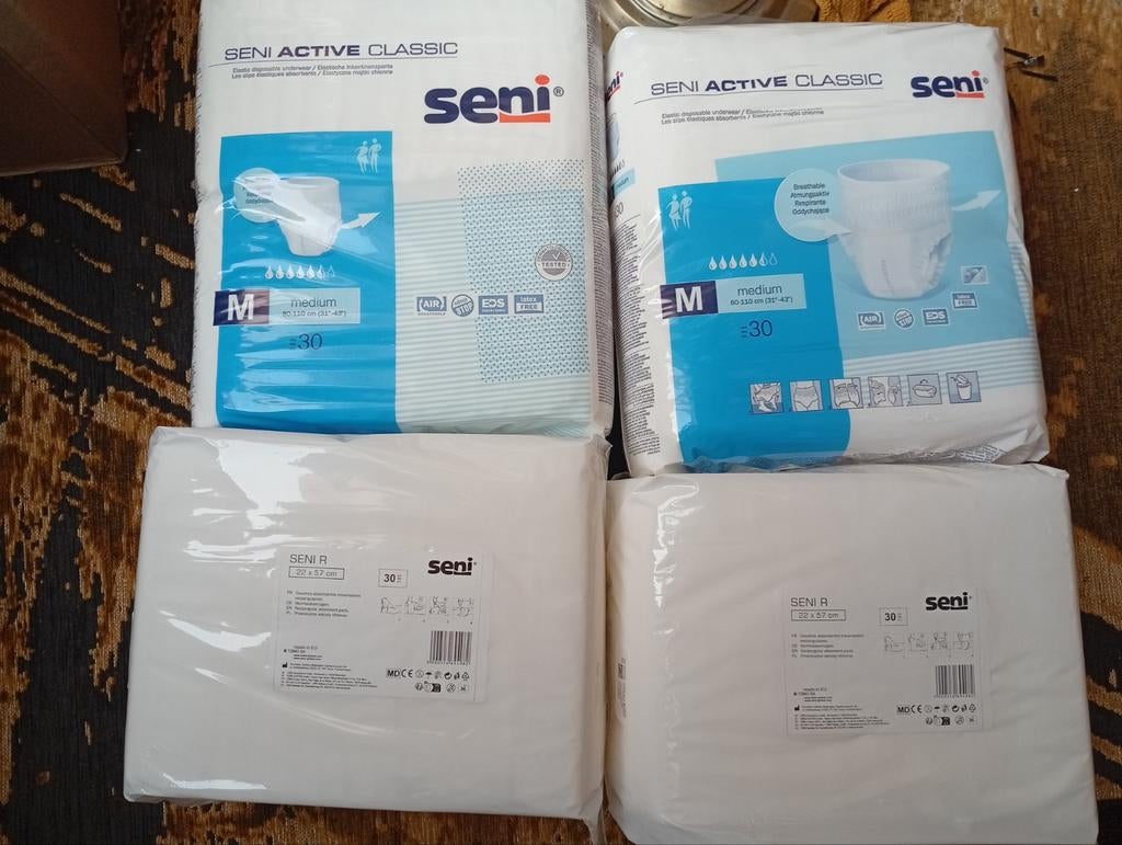 Seni incontinentiemateriaal, Diversen, Verpleegmiddelen, Ophalen, Nieuw
