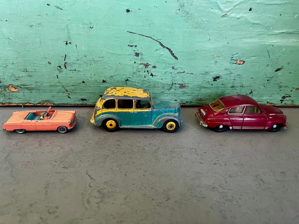 4 Vintage speelgoedauto’s Dinky Toys ea, Ophalen of Verzenden, Gebruikt