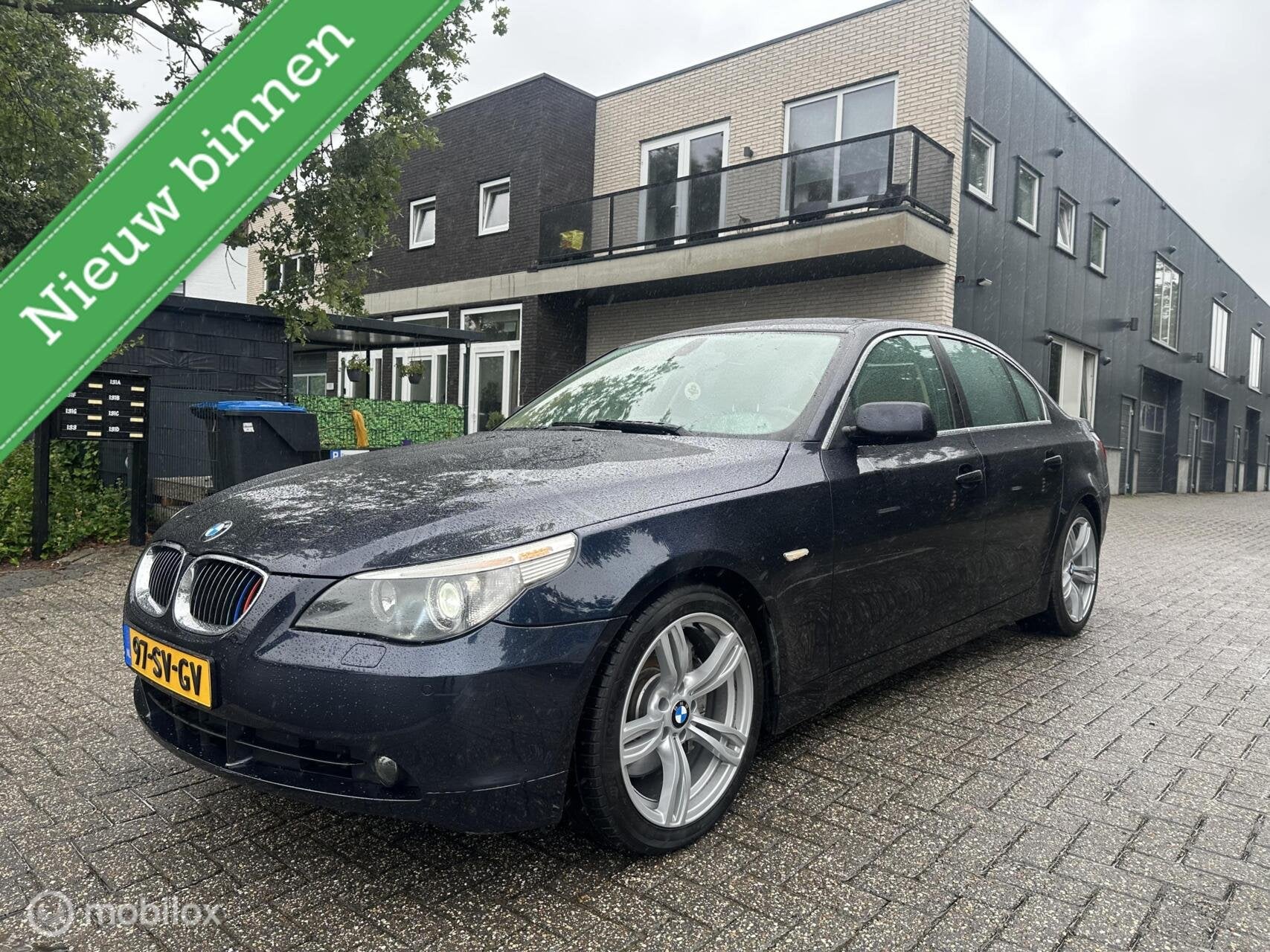 BMW 5-serie 550i High Executive|Dealer onderhouden|Hud|Apk, Automaat, Achterwielaandrijving, Gebruikt, 8 cilinders