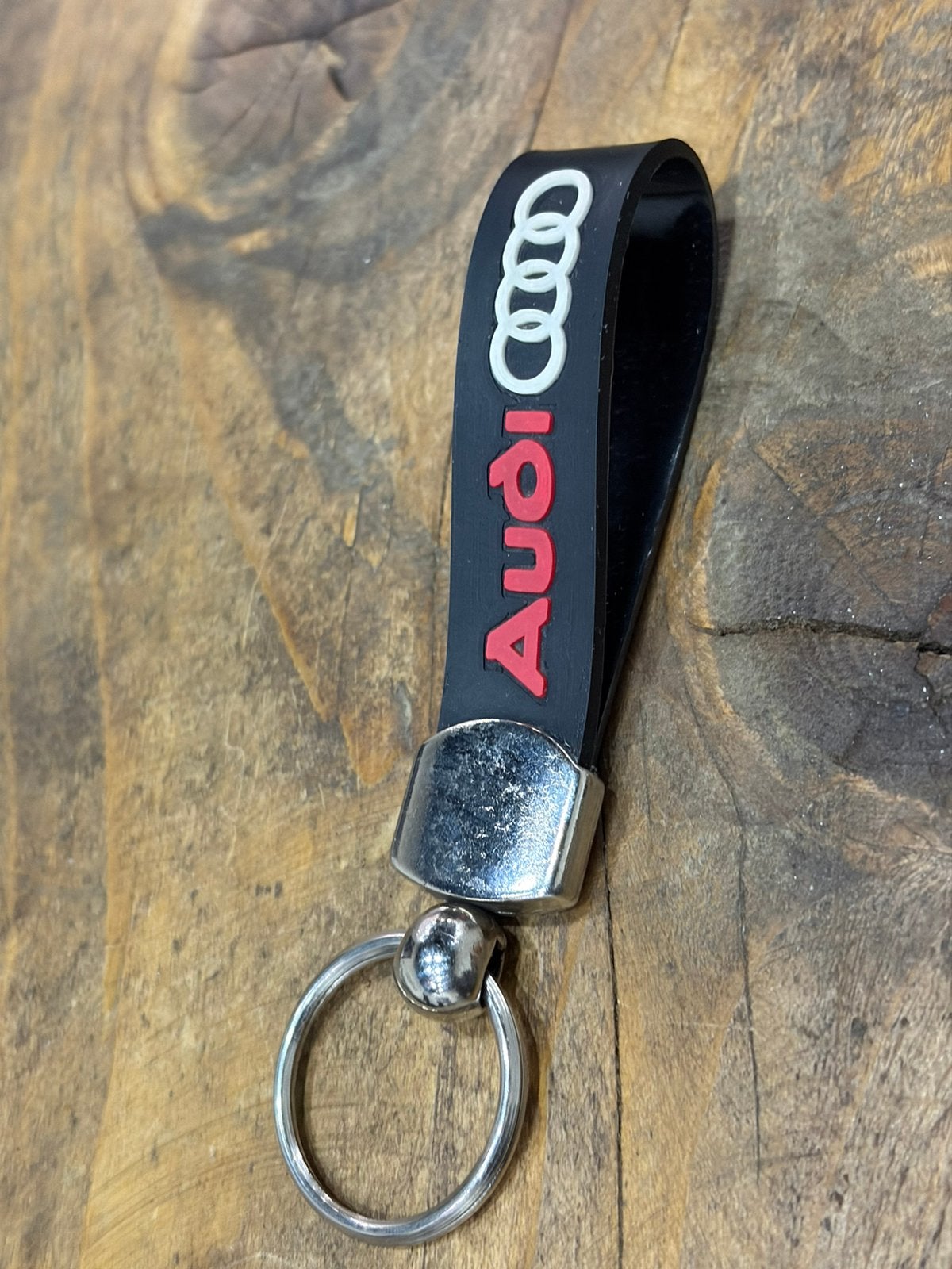 Audi sleutelhanger, Ophalen of Verzenden, Zo goed als nieuw, Merk