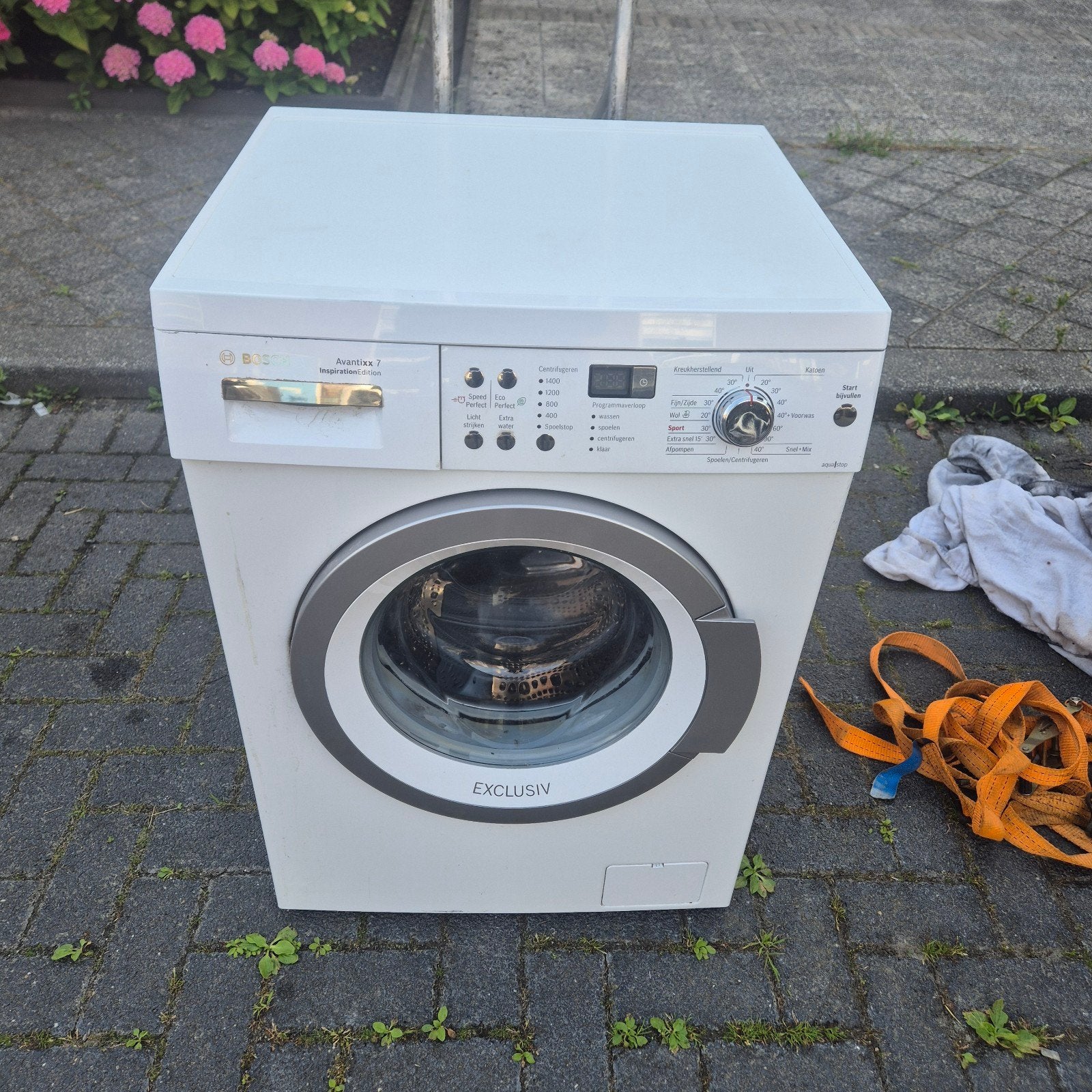 Bosch wasmachine lees de advertentie, Ophalen, Gebruikt, 85 tot 90 cm, 1200 tot 1600 toeren