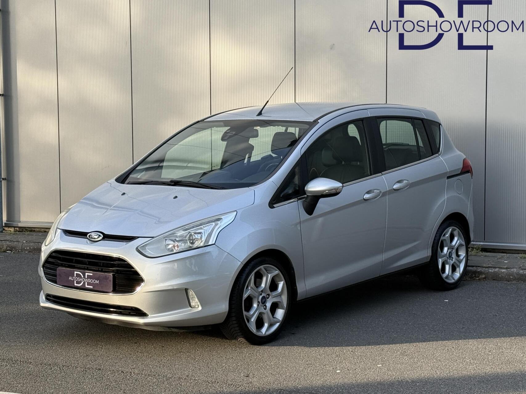 Ford B-Max 1.0 EcoBoost Titanium| Leder | volledig onderhoud, Auto's, Ford, Bedrijf, Te koop, B-Max, ABS, Airbags, Airconditioning