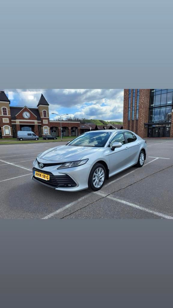 Toyota 2021 Grijs, Stof, Euro 6, 2487 cc, Bedrijf