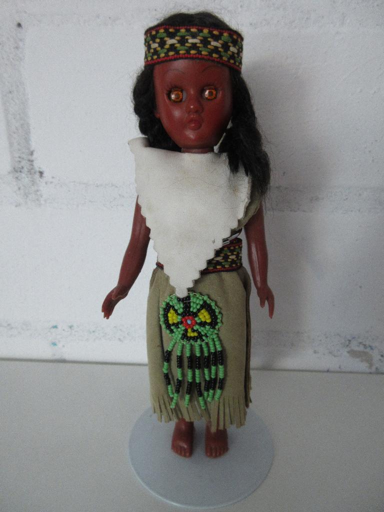 Vintage Native American indiaan pop met bewegende ogen, Verzamelen, Poppetjes en Figuurtjes, Ophalen of Verzenden, Gebruikt