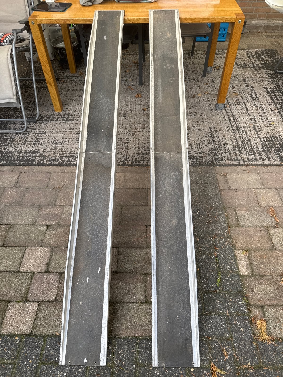 Aluminium oprijplaten (set van 2), Ophalen