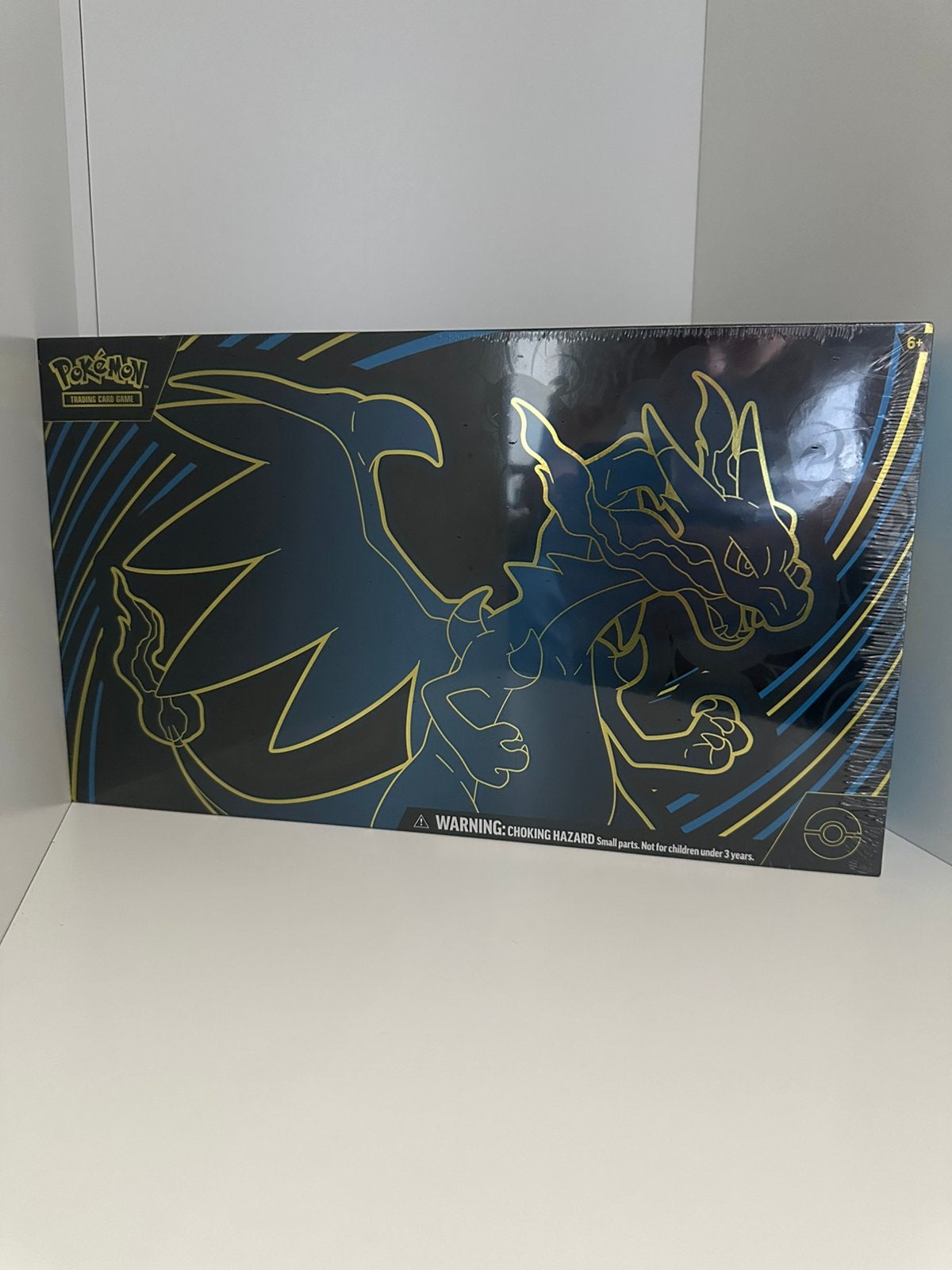 Charizard upc, Ophalen of Verzenden, Zo goed als nieuw