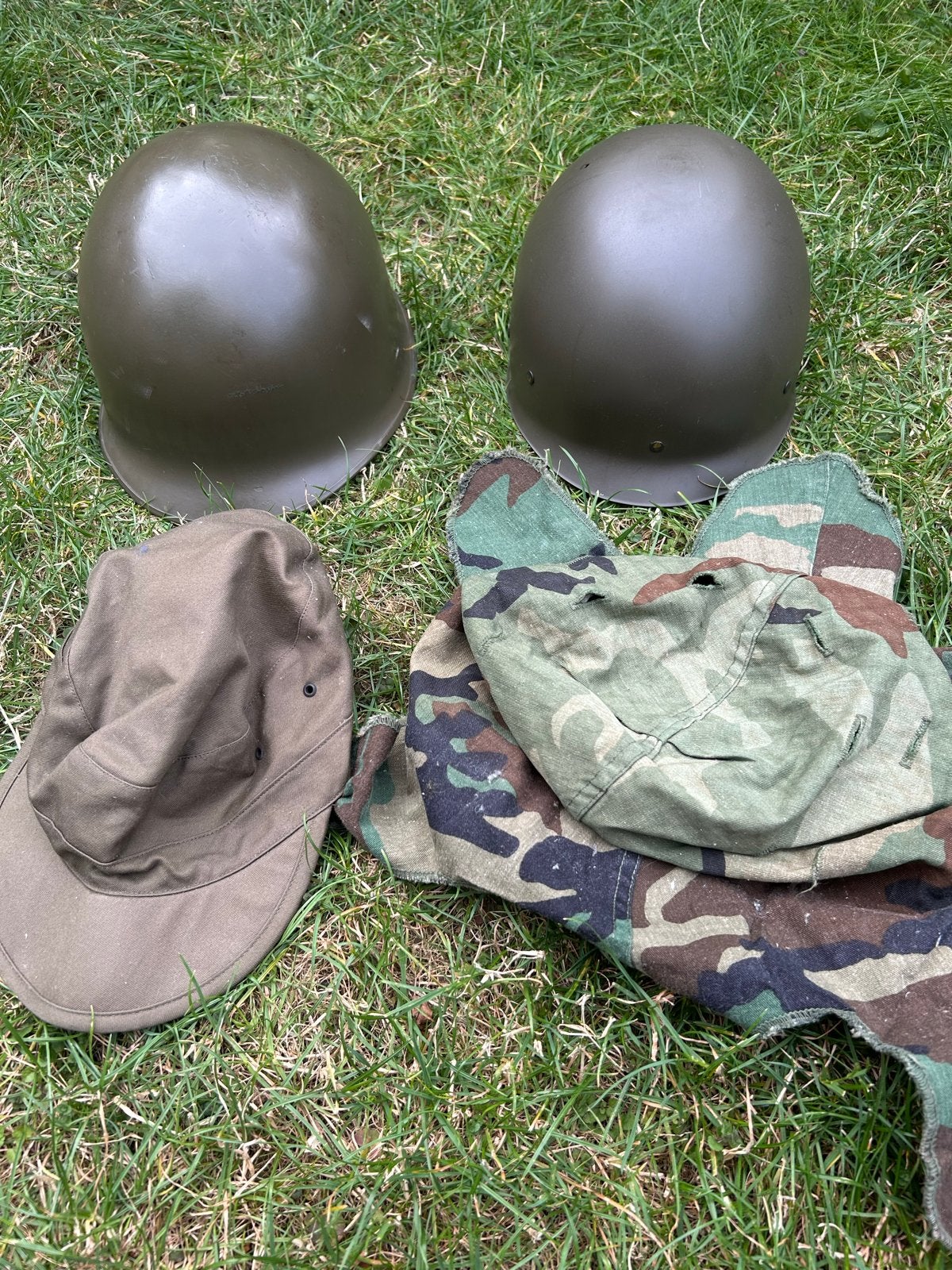 Militaire helmen en hoofddeksel, Ophalen, Landmacht, Overige gebieden, Helm of Baret