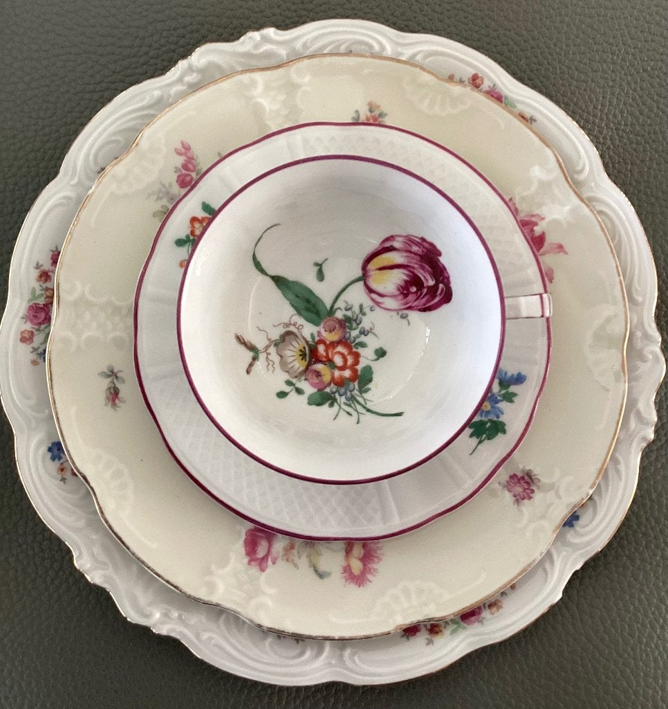 Oma’s bloemetjesservies te huur, High Tea, lunch, Ophalen, Gebruikt, Geboorte of Huwelijk