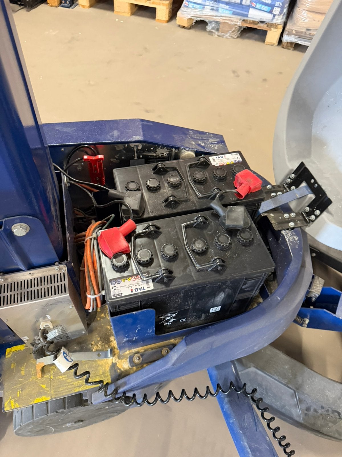 Foto 3 van Pallet wikkelaar sealer met nieuwe accu’s robopqc robot s6