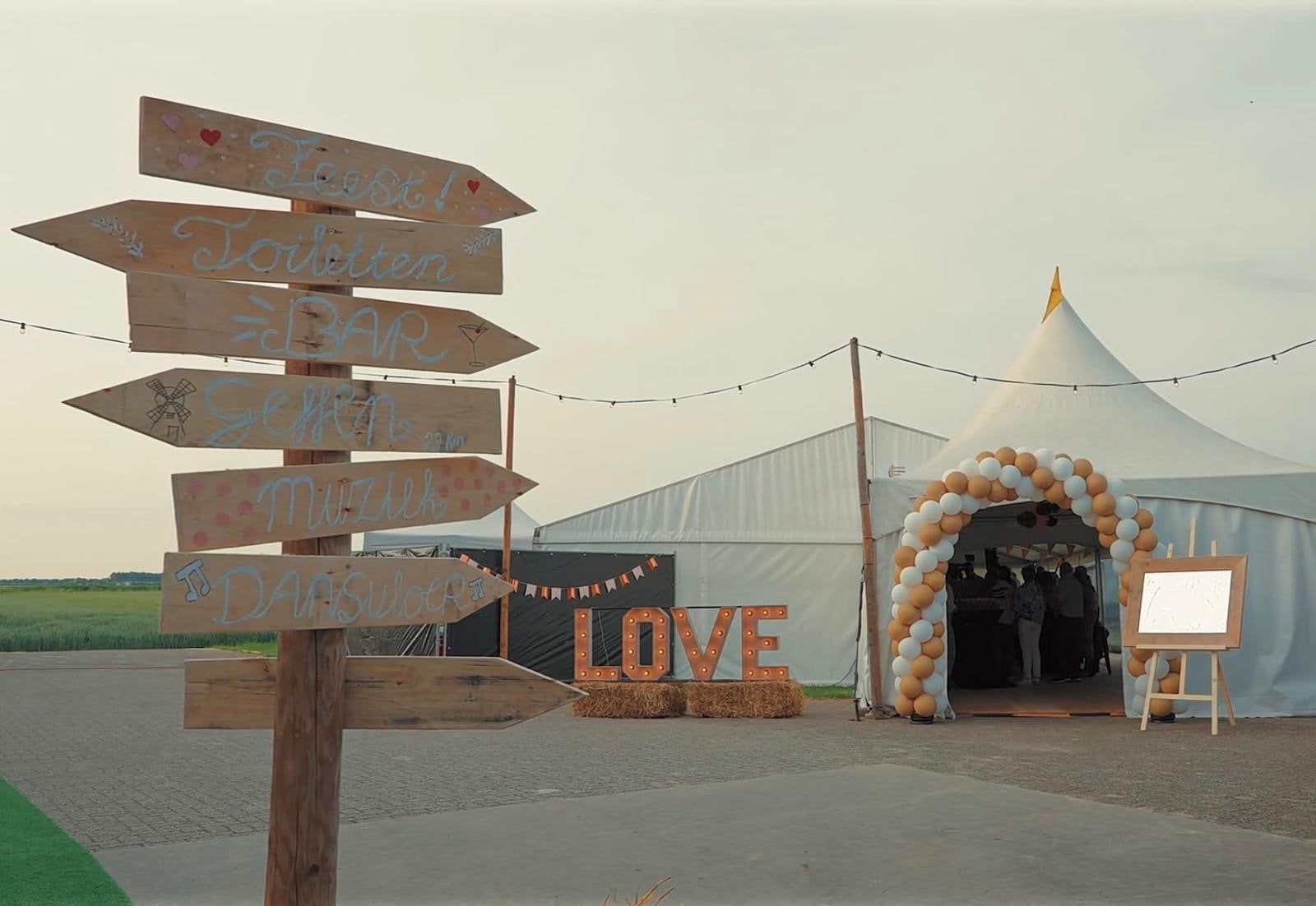 Huur verlichte BAR en LOVE letters (80cm) voor je feest!, Ophalen, Gebruikt, Feestartikel, Overige