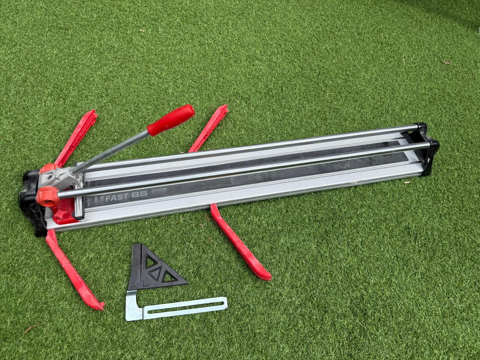 Rubi fast 85 tegelsnijder, Ophalen, Zo goed als nieuw, Minder dan 5 m², Vloertegels