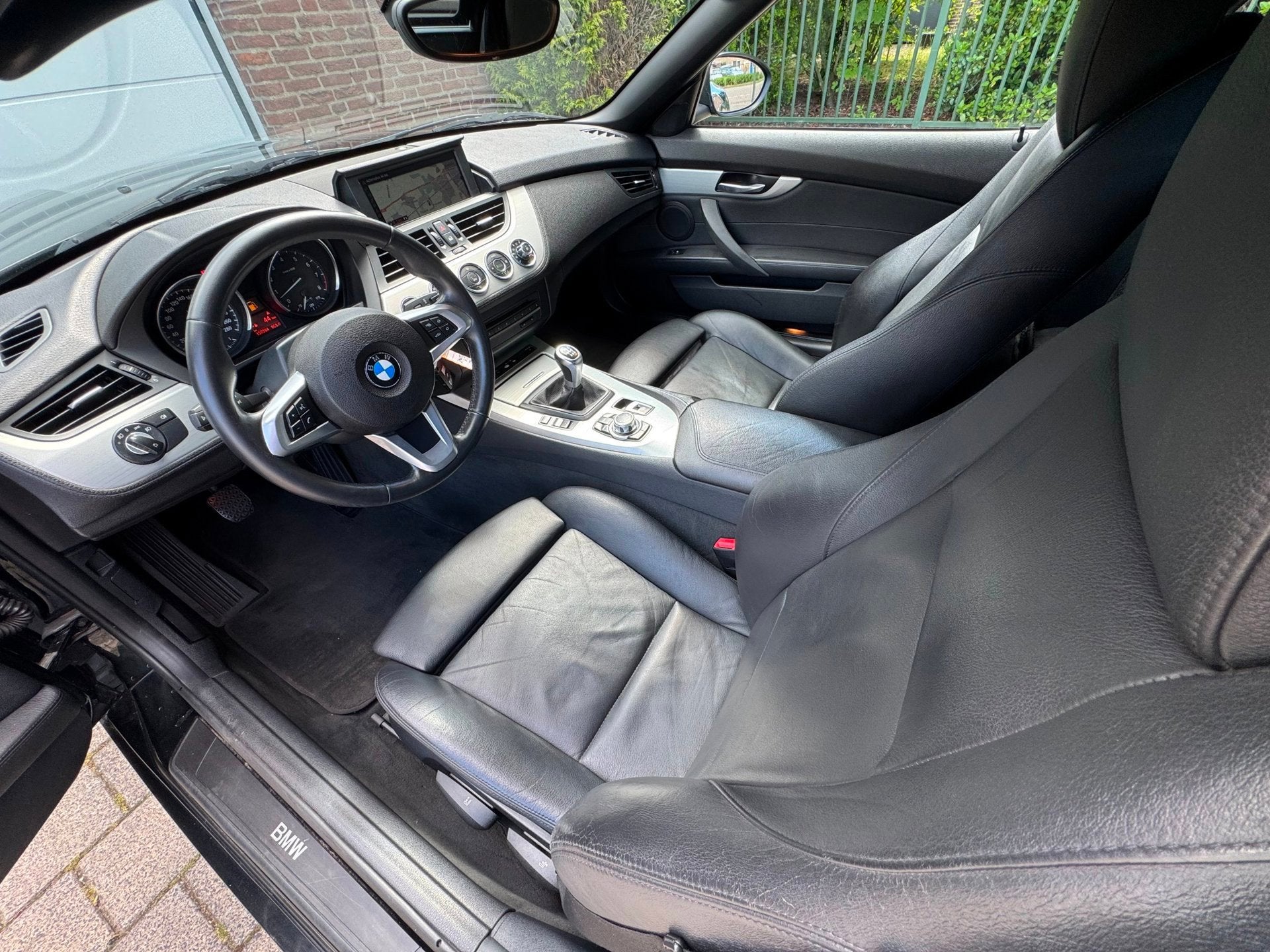 BMW Z4 Roadster SDrive23i Executive|Sportstoel|Leer|Nav|Stoe, Auto's, BMW, Euro 5, Gebruikt, Zwart, 2497 cc