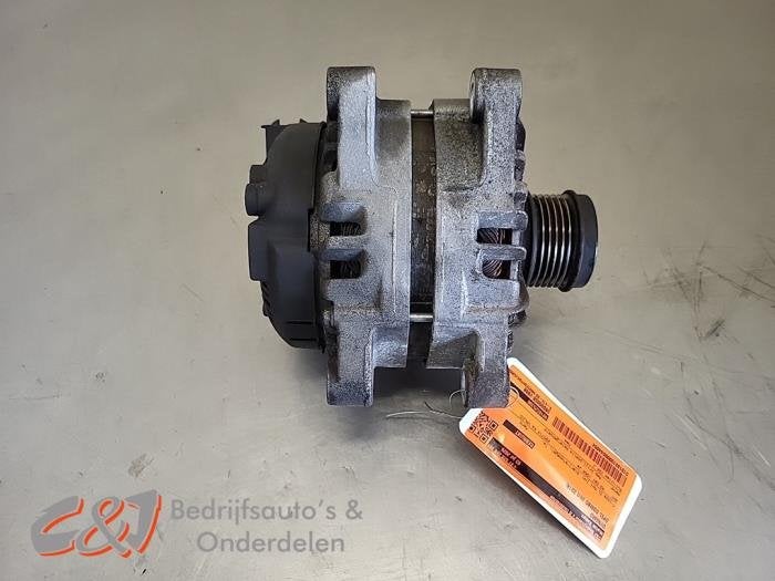 Dynamo van een Opel Combo, Gebruikt, -, -, Opel