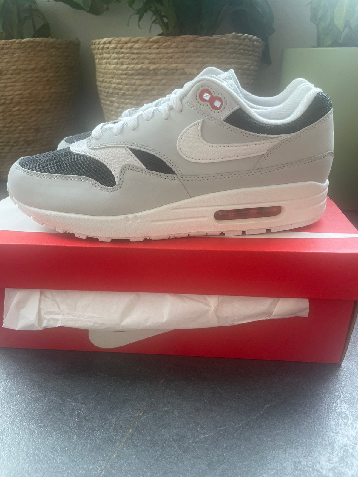 Nike Air Max 1 Urawa 2023! Nieuw! Maat 43! OG, Overige kleuren, Nieuw, Ophalen of Verzenden, Sneakers of Gympen