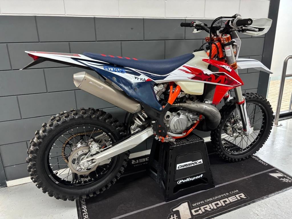 Ktm exc 250 40 uur  !!! 1e eigenaar TPI, Motoren, 250 cc, Bedrijf, Enduro, 11 kW of minder