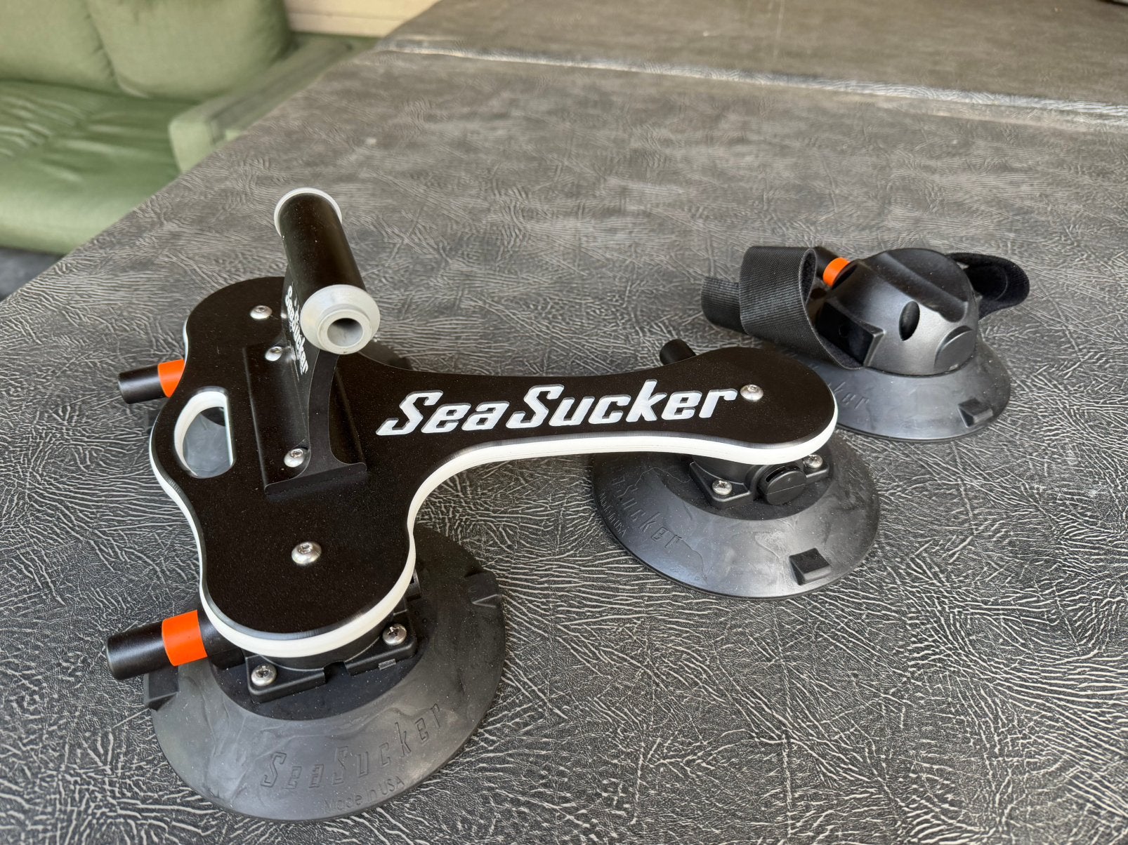 Seasucker Talon, Verzenden, Dakdrager