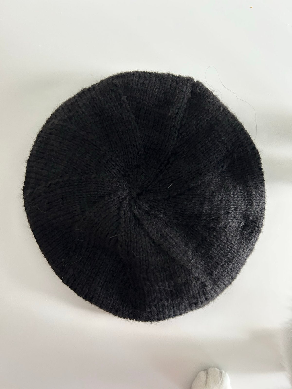 Zwarte gebreide baret - One size fits all, Ophalen of Verzenden, Nieuw, One size fits all, Hoed