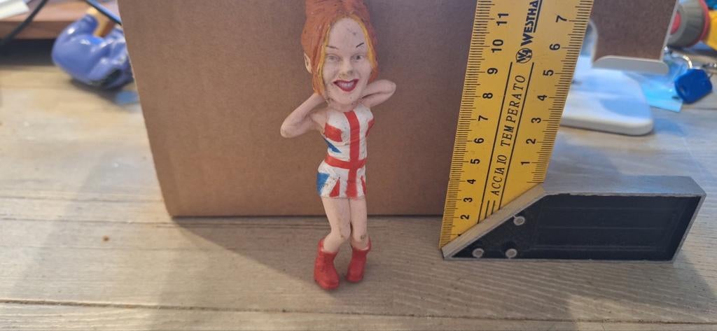 Spice girls poppetje geri Halliwell (26425), Verzamelen, Gebruikt, ., Pop, Beeldje of Miniatuur, Ophalen of Verzenden