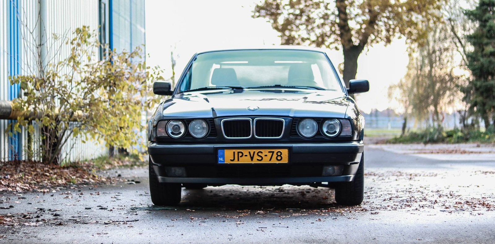 BMW 5-Serie 2.5 I 525 AUT E2 1994 Grijs, Auto's, Automaat, 1800 kg, 700 kg, Origineel Nederlands