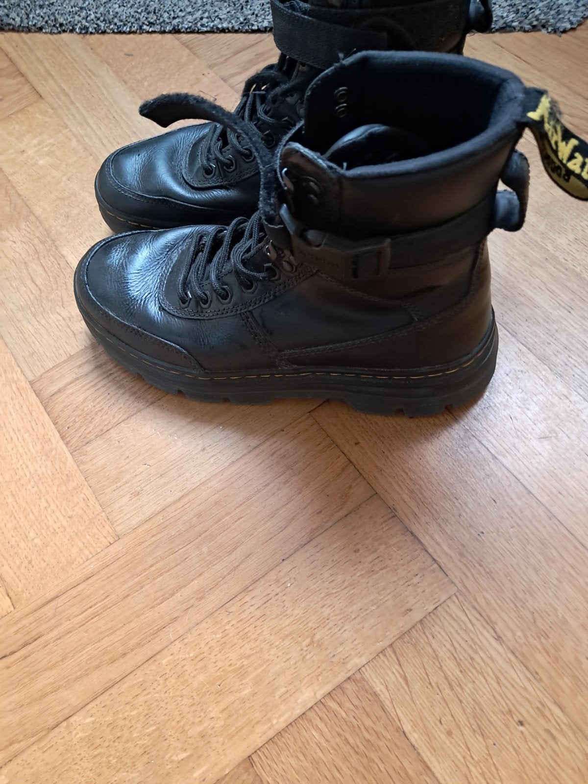 Dr. Martens Air Boots Maat 41 - Zwart, Zwart, Boots, Ophalen of Verzenden, Gedragen