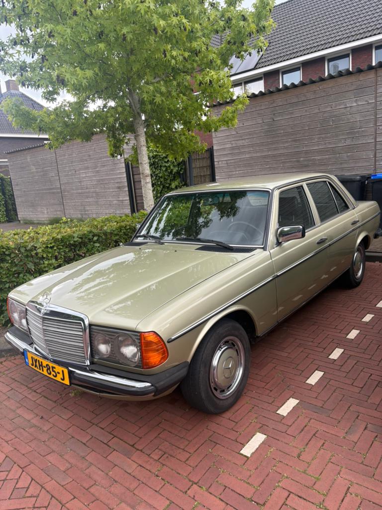 Mercedes 300D W123 5-bak | roestvrij | 1e eigenaar | groen, Auto's, 1345 kg, 23 km/l, Overige kleuren, Particulier